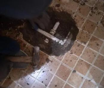 萝北卫生间漏水维修公司为您分享下卫生间渗水如何处理及注意事项